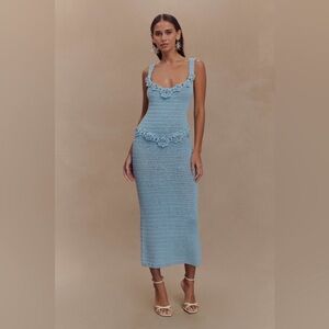 NWT MESHKI Teagan Floral Hand Crochet Midi Dress - Blue size XS